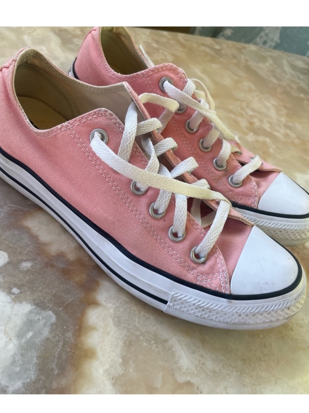 Converse lot - Picture 7 of 11